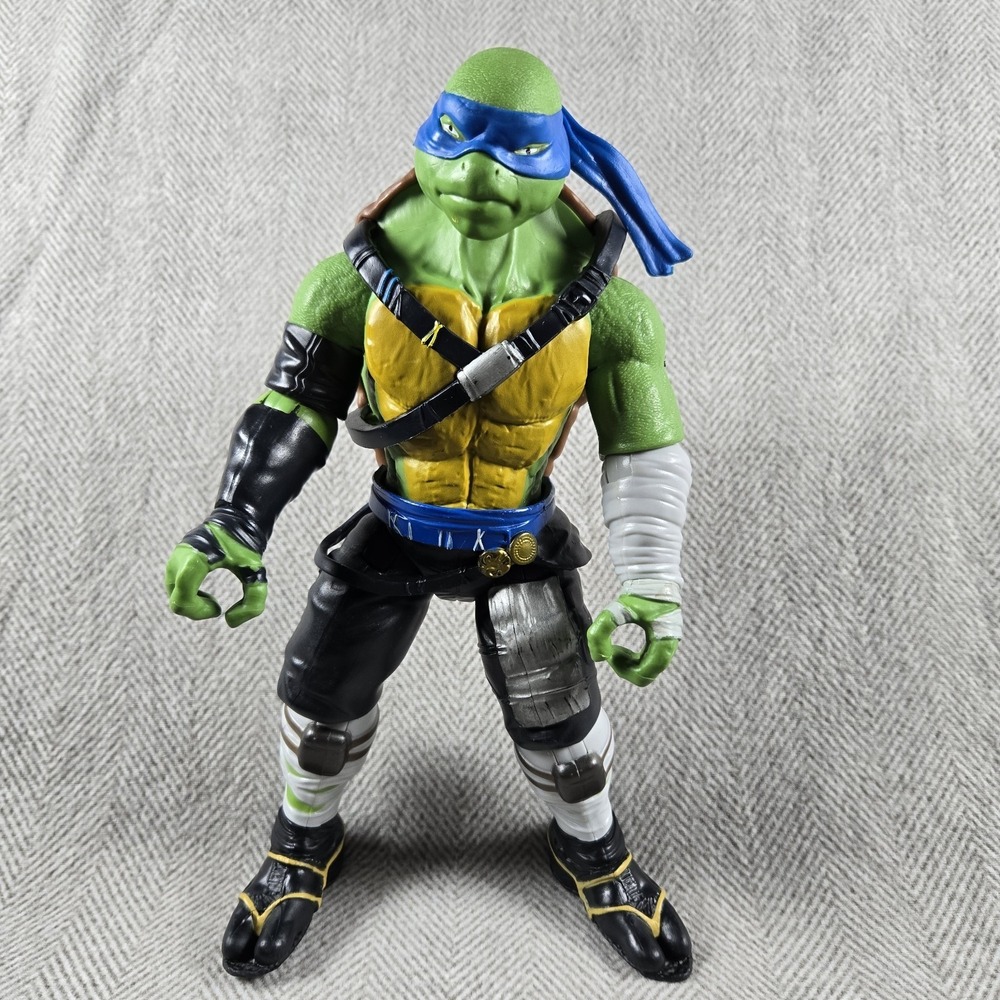 2016 Playmates Teenage Mutant Ninja Turtles TMNT Leonardo Action‎ Figure 11 inch